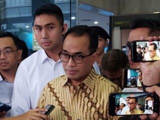 KPK pertimbangkan jemput paksa eks Menhub Budi Karya Sumadi