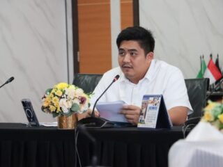 Ribuan ASN Bintan terima THR, Bupati Roby tekankan peningkatan kinerja