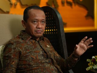 Eskalasi perang antara AS-Iran, Indonesia evaluasi dampak kenaikan harga minyak pada APBN