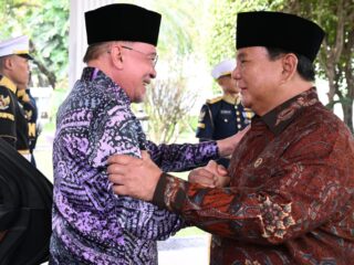 Prabowo–Anwar bahas geopolitik hingga silaturahmi lebaran di Istana Merdeka