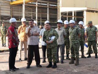 Menhan tinjau galangan kapal di Batam, dorong kemandirian industri pertahanan