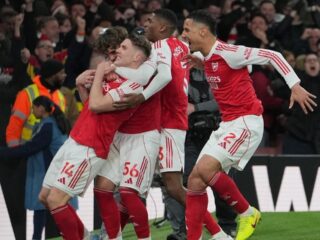 Libas Everton, Arsenal menjauh dari City di puncak klasemen Liga Inggris