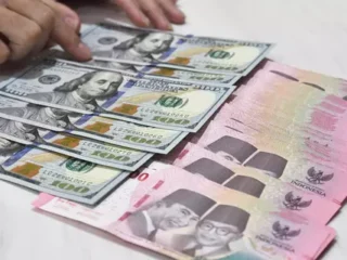 Trump lanjutkan perang, rupiah pun rontok