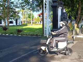 ASN Pemkot Salatiga serempak bersepeda ke kantor demi penghematan BBM