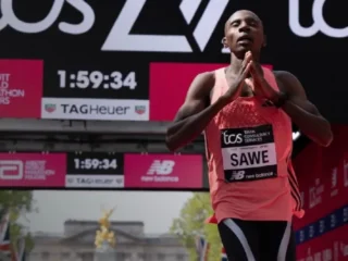 Tuntaskan marathon di bawah dua jam, Sebastian Sawe pecahkan rekor dunia