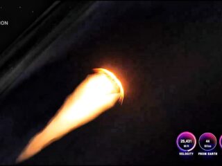 Para astronot Artemis II pulang selamat ke bumi setelah lewati suhu panas 2.760 derajat