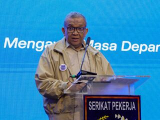 Dunia kerja berubah, Wamenaker sebut skill dan sertifikasi lebih penting dari ijazah