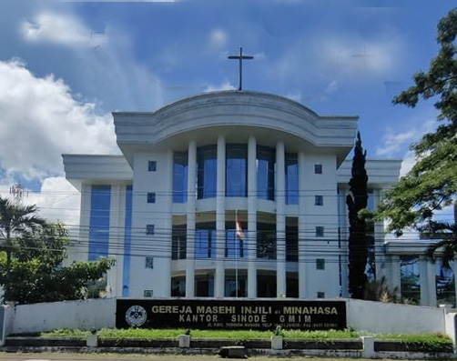 rumah bantuan untum pendeta GMIM