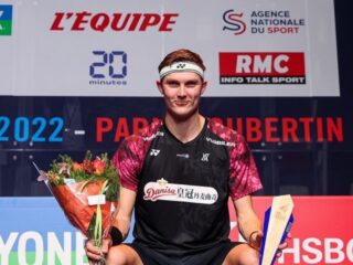 ‘Raja’ bulu tangkis dunia Viktor Axelsen pensiun, Jonatan dan Ginting kirim pesan menyentuh