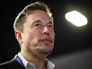 Wouw! Elon Musk triliuner pertama di dunia: Segera berharta Rp17.800 T berkat SpaceX