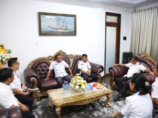 Plt Bupati Sitaro Heronimus Makainas rakor bersama Dinas Perhubungan, fokus tingkatkan konektivitas antarwilayah