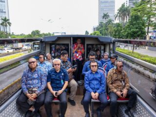 Kemnaker gandeng Transjakarta buka peluang kerja sektor transportasi dan dorong tenaga kerja kompeten