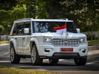 Gunakan mobil buatan dalam negeri di KTT ASEAN, Prabowo lakukan diplomasi "Maung" di Filipina
