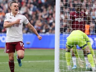 Diwarnai drama VAR di 'injury time', Arsenal gebrak West Ham, perlebar jarak dari City