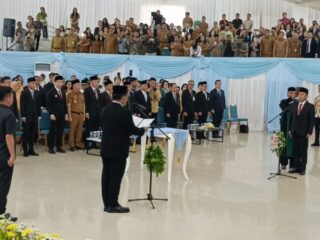 Tahlis Gallang resmi dilantik jadi Sekprov Sulut, Gubernur YSK: Panglima ASN