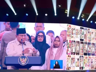 Prabowo sedih copot Dadan Hindayana, Lodewyk Pusung dan Sony Sonjaya: "Mereka orang yang saya sayangi"