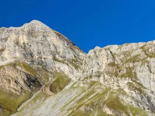 Pendaki asal Inggris tewas terjatuh 500 meter saat mendaki pegunungan Pyrenees di perbatasan Spanyol-Prancis