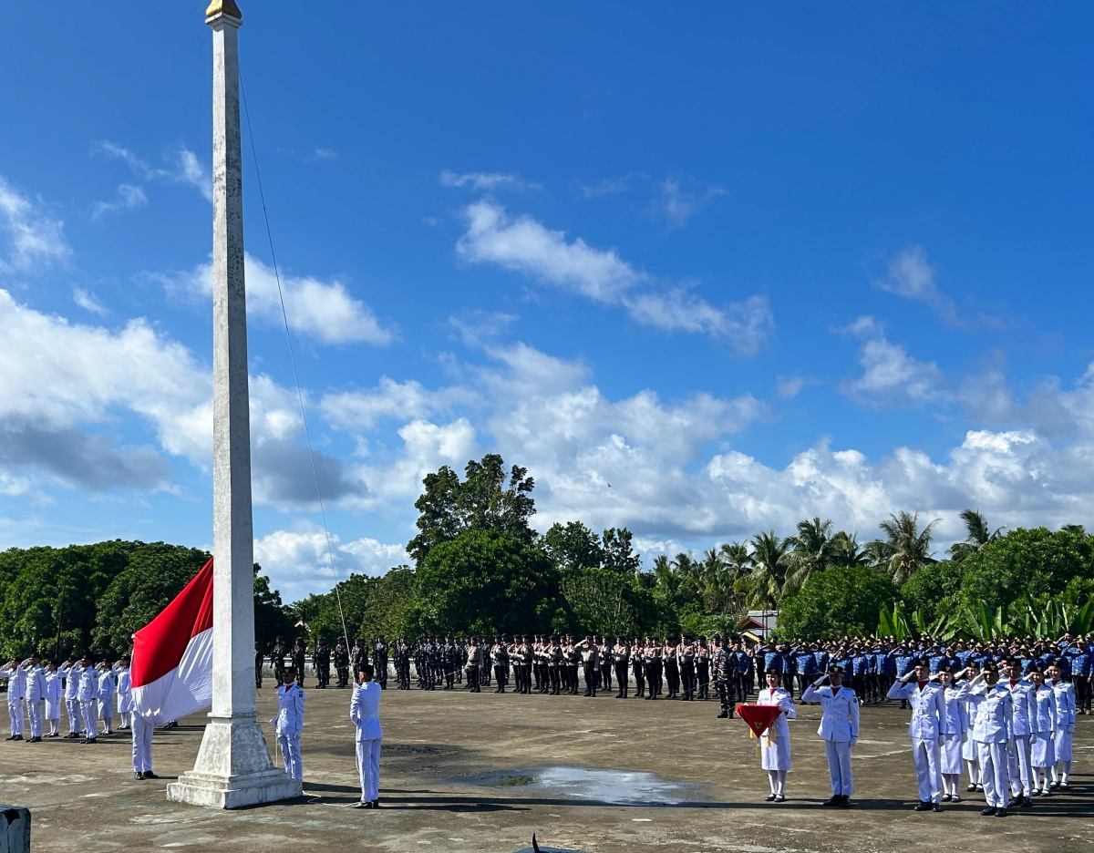 Peserta upacara peringatan hari lahir Pancasila di Talaud.(Beritaprioritasrioritas/Nelson Sangadi)