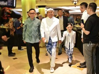 Untuk selamatkan kriya lokal dari kepunahan, KDM menggagas sekolah "Paguron" 