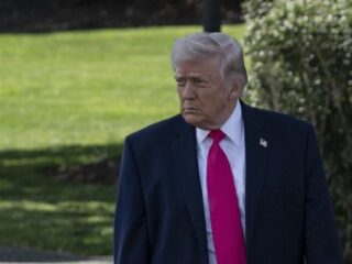 AS-Iran capai kesepakatan, Trump: Kapal-kapal dunia, nyalakan mesin Anda...Biarkan minyak mengalir!