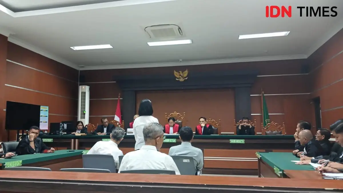 Mantan rektor Unsrat