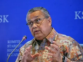Tidak benar Perry Warjiyo dicegah ke luar negeri. KPK: Bukan tersangka kasus dana CSR BI-OJK
