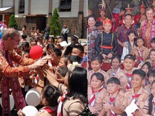 Wakil Dubes Belanda kunjungi sekolah di Tomohon yang sudah berusia 118 tahun