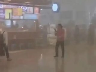 Kepulan asap di Bandara Ngurah Rai Bali, manajemen minta maaf