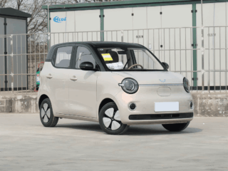 Wuling dikabarkan akan merilis Mini EV empat pintu di Indonesia