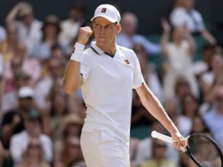 Sinner balas dendam, singkirkan Djokovic guna melangkah ke final Wimbledon