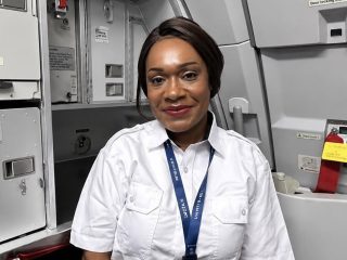 Gagal karena ditolak jadi pramugari, Marlina Chlara putri asli Papua malah cetak sejarah jadi pilot Airbus A320