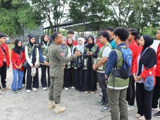 Perkuat kolaborasi dengan Pemda, tim PPK Ormawa UKM KPI Unhas ikuti bakti sosial dan audiensi bersama Bupati Bone