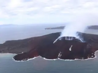 Viral video erupsi Anak Krakatau, BNPB pastikan hoaks