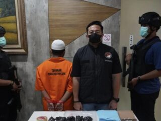 Polisi gagalkan sabu 38 gram berkedok pakan burung