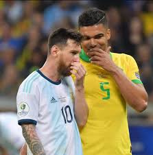 Beda negara tapi bersahabat: Casemiro gabung Inter Miami, ingin bantu Messi