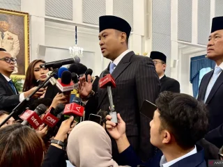 Tegas! MBG tak bisa dihentikan, Sudaryono: Itu tender politik Prabowo