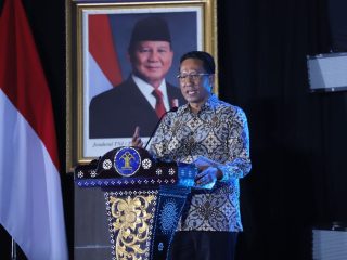 Ribuan yang melamar, hanya lima WNA diterima jadi WNI