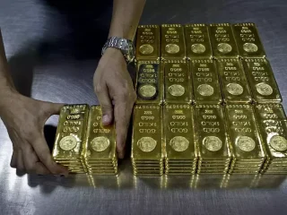Harga emas naik tipis, investor tunggu pidato ketua The Fed
