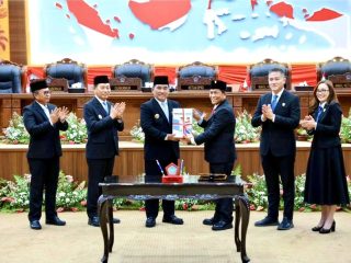 KUA-PPAS 2027 Sulut disepakati! Gubernur Yulius beri peringatan keras