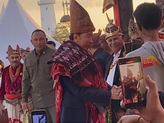 Jokowi di selatan Nusantara: Diangkat jadi saudara keluarga oleh sejumlah Kerajaan Pulau Timor