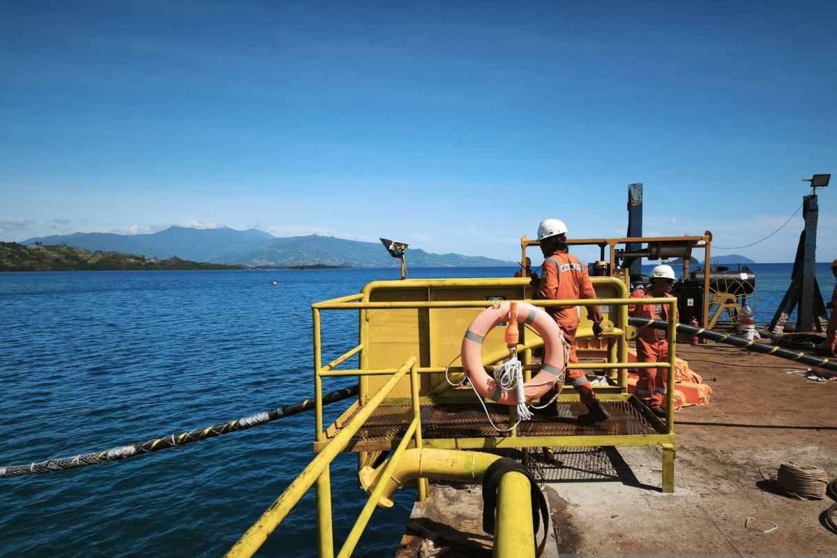 Saluran Kabel Laut ke pulau Dudepo