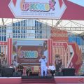 Jamintel Reda Mantovani beri mahasiswa baru UNG
