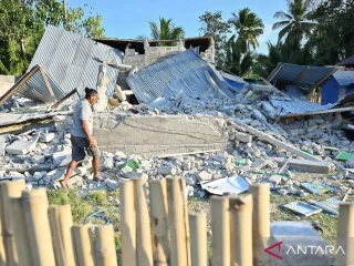 Jangan khawatir, pemerintah siapkan anggaran perbaikan rumah warga terdampak gempa NTT dan Dana Tunggu Hunian