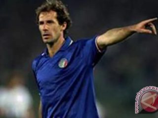 Media lokal sebut sempat operasi paru-paru, legenda Italia dan AC Milan Franco Baresi meninggal
