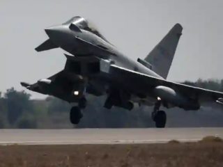 Jet tempur NATO tembak jatuh 'drone' asing di Latvia