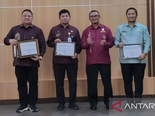 Dana Desa Bone Bolango tersalur 100 persen, Pemkab raih penghargaan 'Treasury Award'