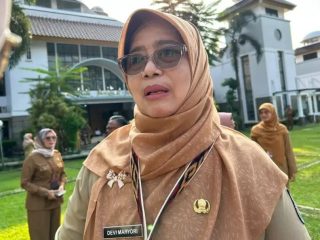 Fasilitas buruk tak punya wastafel, 13 dapur MBG di Depok terancam ‘suspend’