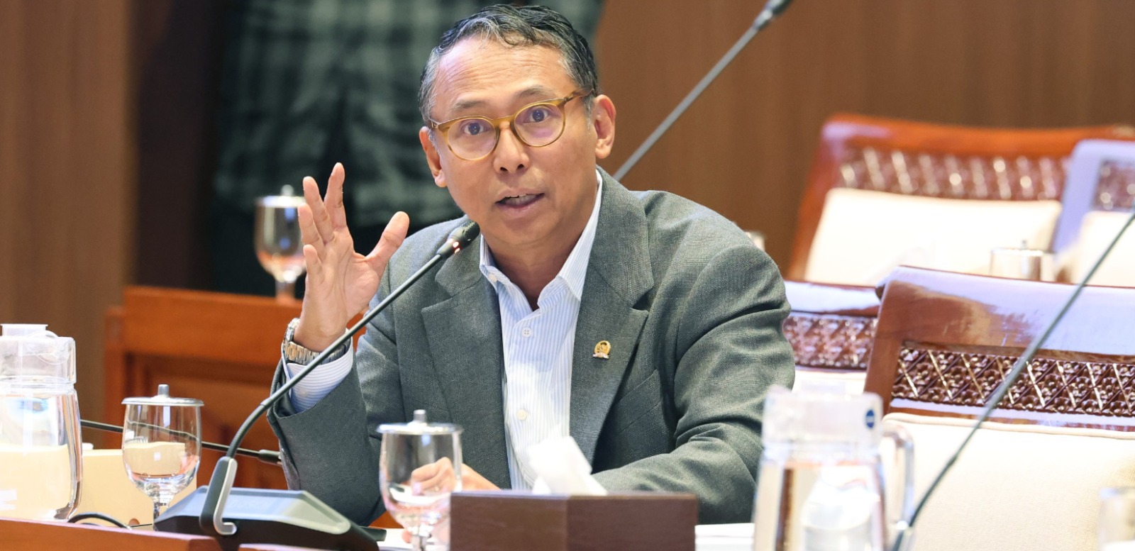Junico Bisuk Partahi Siahaan (Jojo Raharjo).