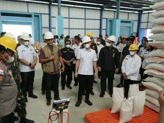 beras bantuan