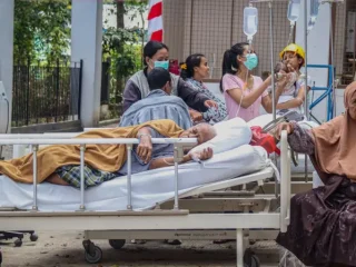 Pelabuhan dan rumah sakit rusak parah, gempa magnitudo 7,7 berdampak luas di NTT